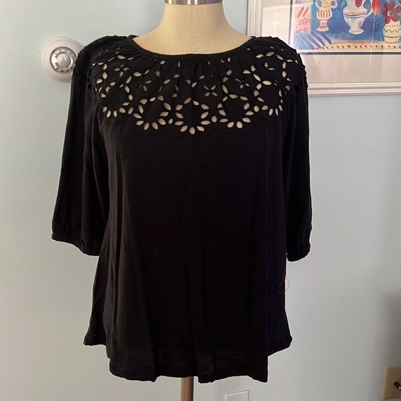 Loft Eyelet Yoke Swing T Top Size Medium NWT - Picture 1 of 8